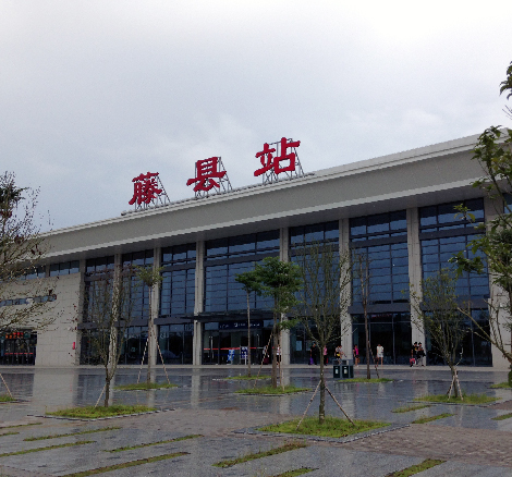 千凱湘桂鐵路線藤縣高鐵站案例